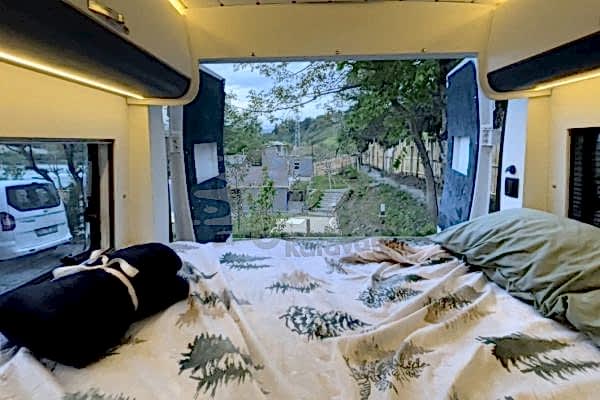 2022 Built 3 Person, Rental Campervan #1298