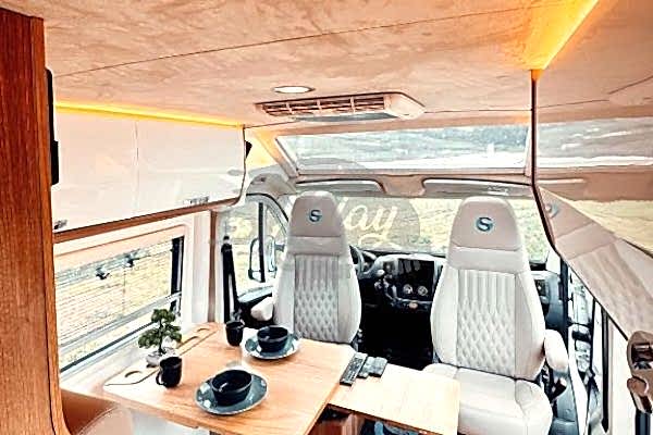 2023 Built 4 Person, Rental Campervan #1668